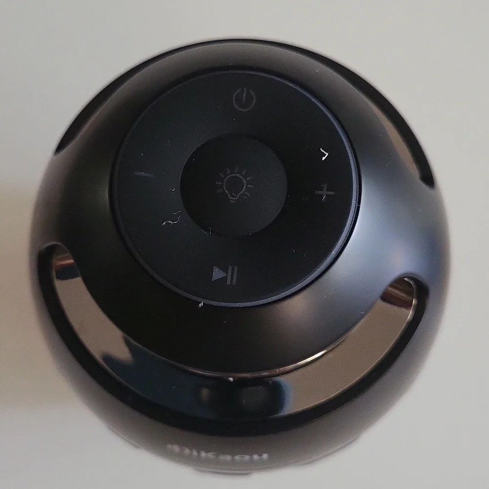 DiKaou speaker